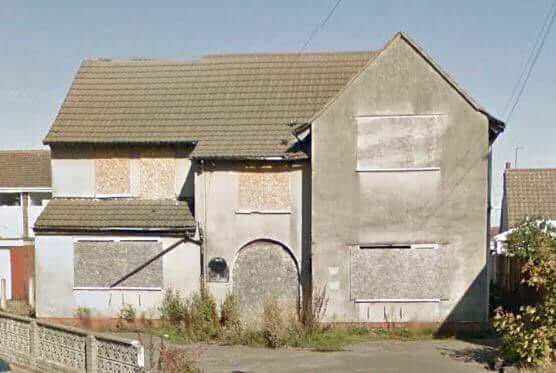 Hylda Baker used to live with her monkeys in this house on Cleveleys (now demolished). Her pets would regularly escape and raid neighbouring houses for bananas.