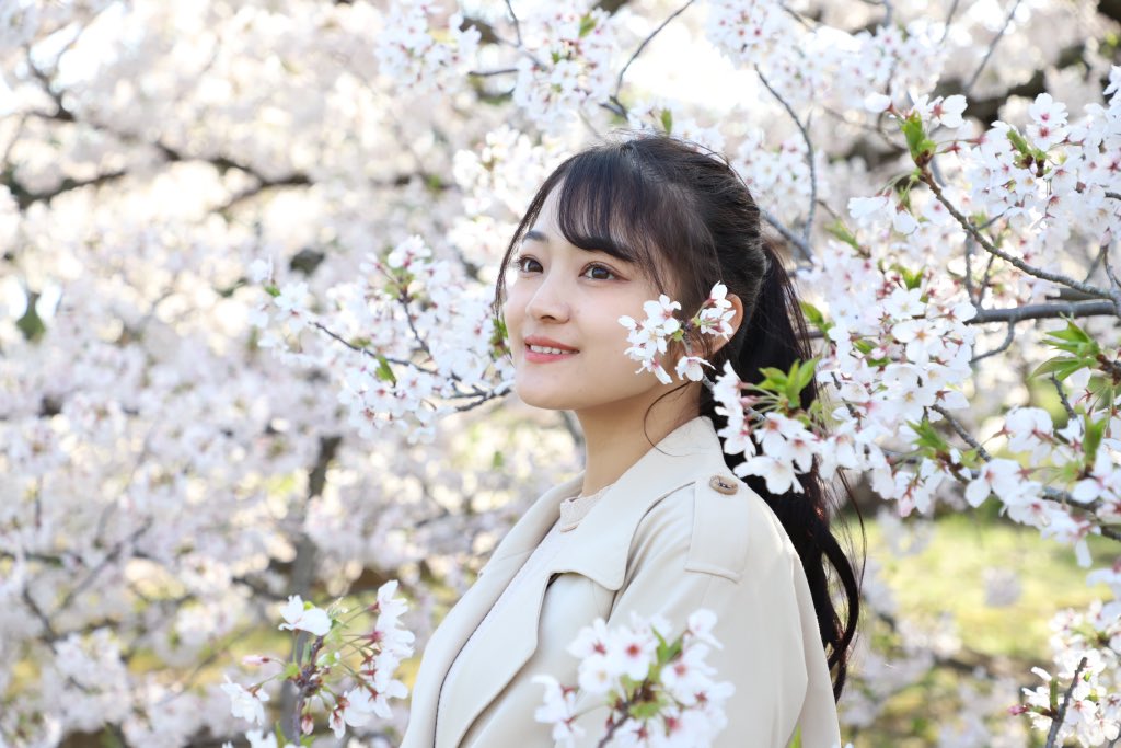 Start0reona's tweet photo. 26歳になりました💍

福岡から、地元にいい報告ができるよう
26歳も色んな事にチャレンジする一年にします🌸

#れなはぴ2024 https://t.co/22zlTSwDAD