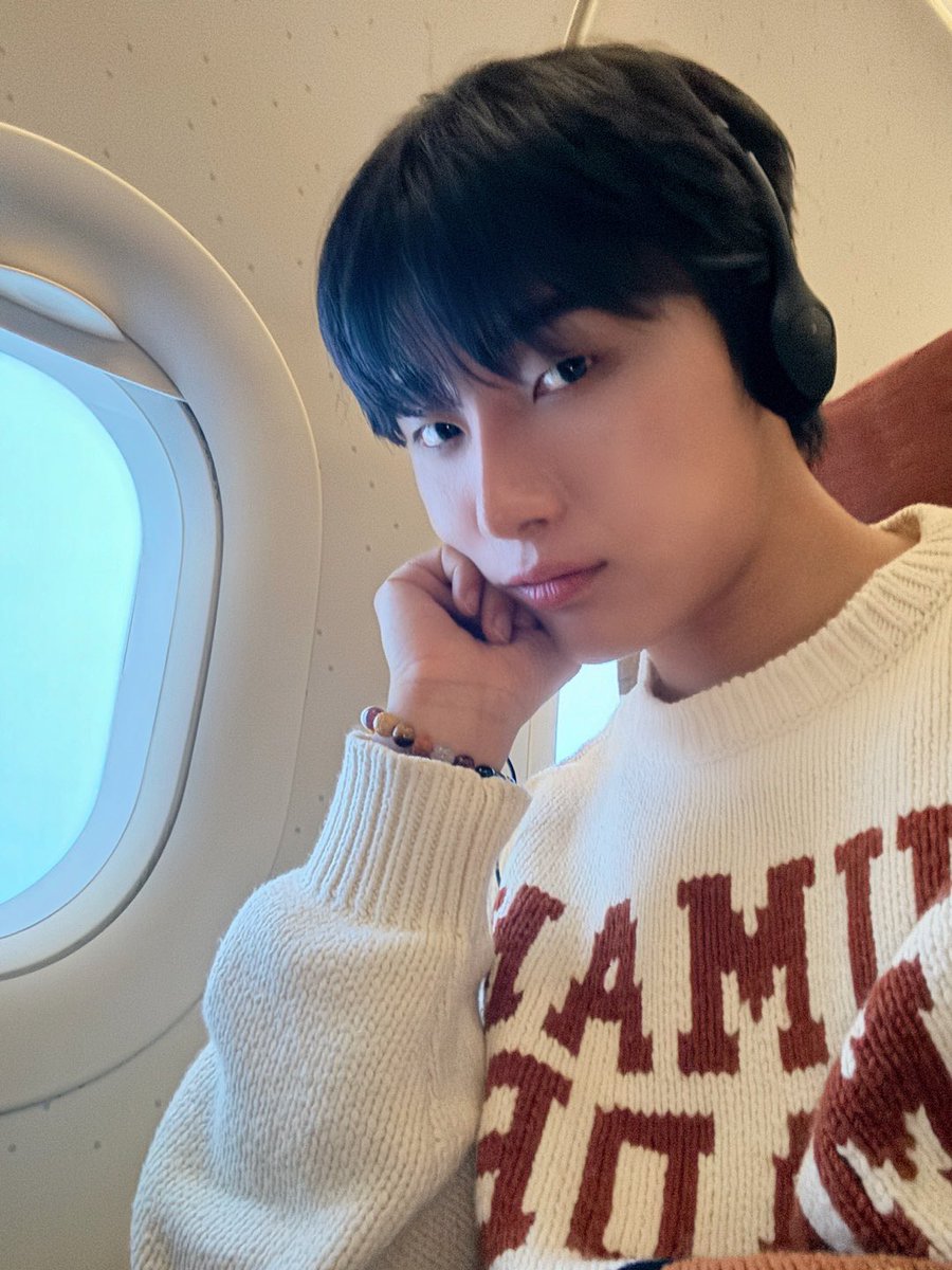 OmegaX_members's tweet photo. [#OX]

상하이에서 

#OMEGA_X #오메가엑스 
#재한 #JAEHAN https://t.co/S73MAoSSOl