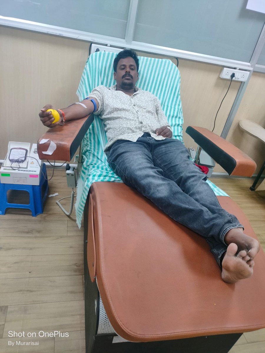 Our team member @MurariSaiKumar donated blood to an emergency case in Chittoor GH today, great work dear brother 👏 #WeCareWeLoveWeRespect ❤️ @tarak9999 @NTR_Charities #BloodDonor