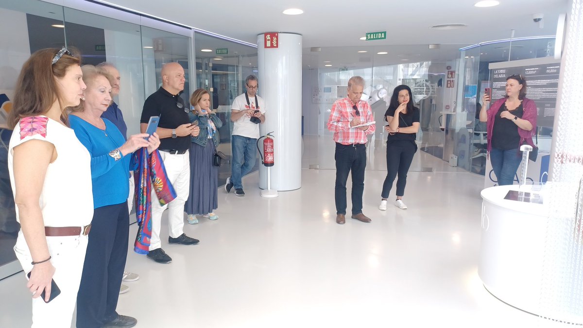 AguasdeAlbacete's tweet photo. Entre estos atractivos, desde @AguasdeAlbacete, hemos mostrado a l@s #periodistas y #escritores que han visitado #Albacete, integrados en @FIJET_Spain, el #CentrodeInterpretaciónDelAgua, #CIAb con su #MuseoDelAgua, su #TorreDelAgua y @dinapsis.

#fijetespaña #fijet  #fijetspain https://t.co/pYDTrAkpNh