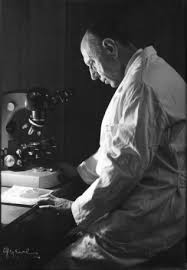 15 abril 1967 Muere en su ciudad natal el madrileño Fernando Castro Rodríguez, neurólogo, investigador y catedrático. Discípulo directo de Ramón y Cajal, fue el primero en describir los quimiorreceptores arteriales #EfeméridesMadrid