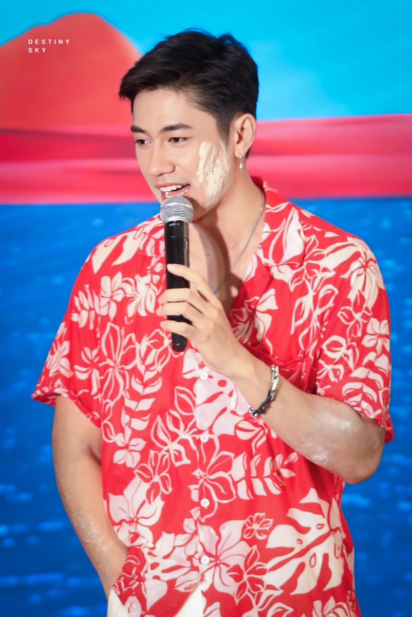 lemonmi58269773's tweet photo. วันนี้อยากเห็นสุดหล่อโดนปะแป้งฉ่ำๆอีก วอนทีมหน้างานจัดให้หน่อย 🤣🤣🤣🤣🤣🤣

JAM SONGKRAN  GO WHOLESALE

#แจมxGOwholesale https://t.co/l9XxOxcqAE