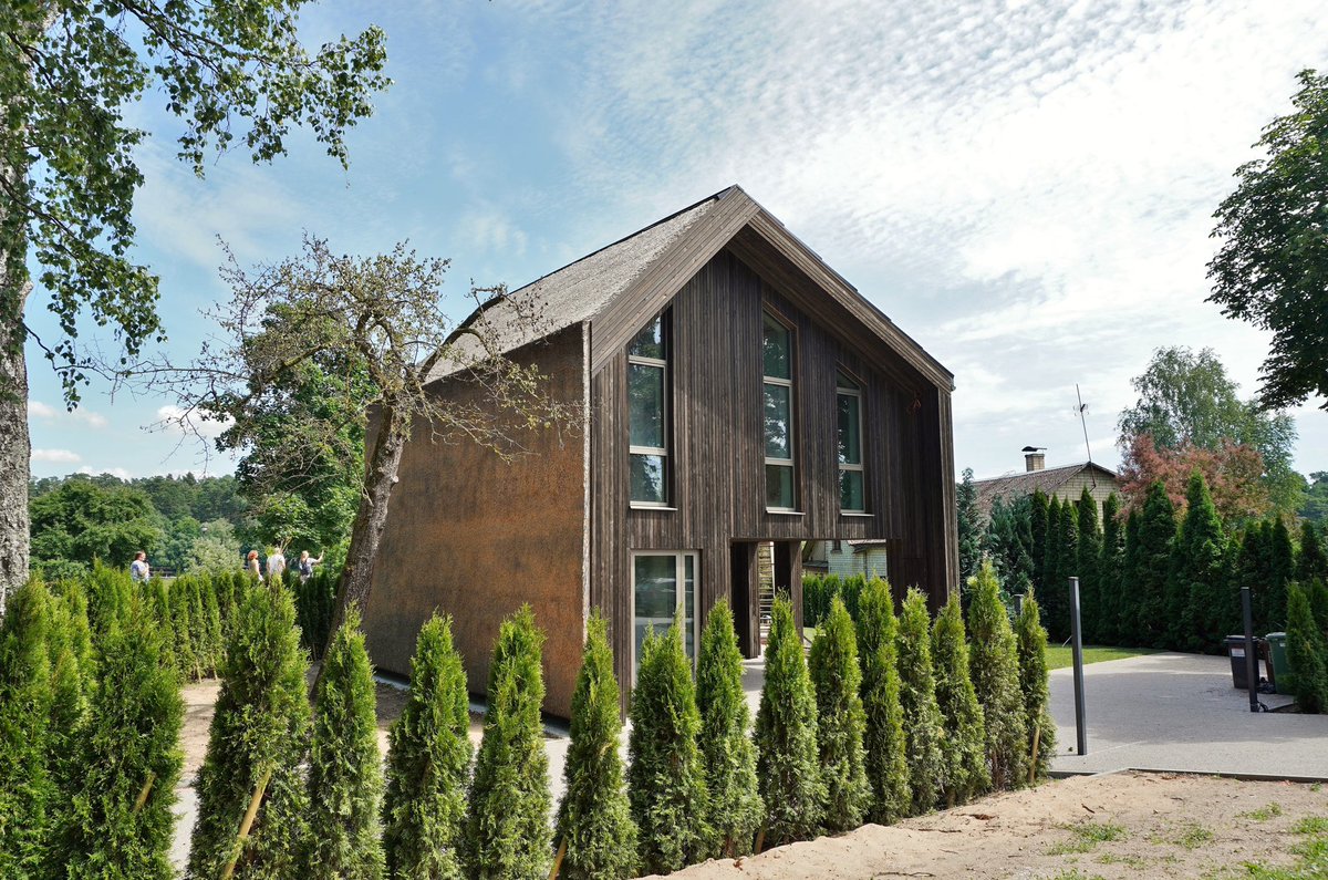 strawbuilding_eu tweet media