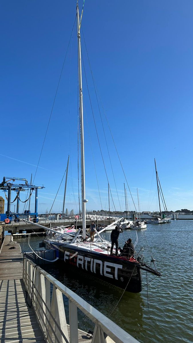 ☀️⛵️ Romain Attanasio entame la saison la plus attendue de toutes à bord de l'IMOCA #Fortinet - Best Western. Avec le Vendée Globe en ligne de mire, cette édition est l’aboutissement de quatre années de préparation et de détermination pour notre skipper: ftnt.net/6018wFNcA