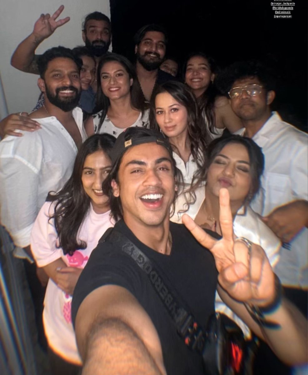 A memorable reunion! Reality Show #Biggboss contestants gather to celebrate Namratha Gowda's birthday. 

 #Bb #Biggboss #Kfi #Kannadafilms #Kannadafilmupdates #Films #Kannada