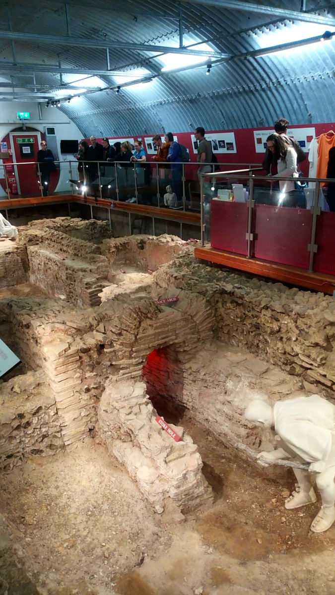 MarechalSadi's tweet photo. Visiting the Welwyn bathhouse with a bunch of Roman archaeologists #TRACRAC2024 https://t.co/OfTNnuIBcQ