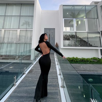 Yhareli_Diaz's tweet photo. #NuevaFotoDePerfil https://t.co/O22YGjwoiS