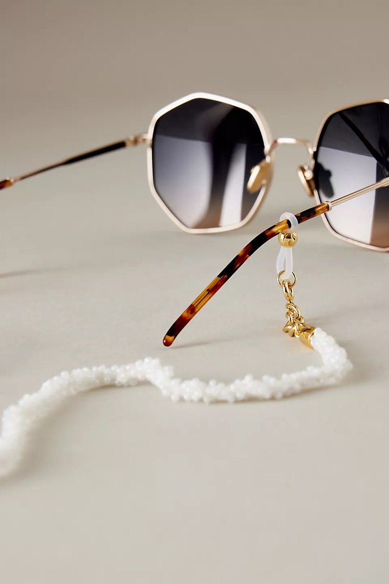 Not *love goggles* just super chic & oh-so-sleek sunnies from Jimmy Fairley... this way to look at life through rose-tinted glasses 💗> anthropologieeu.visitlink.me/KRennq