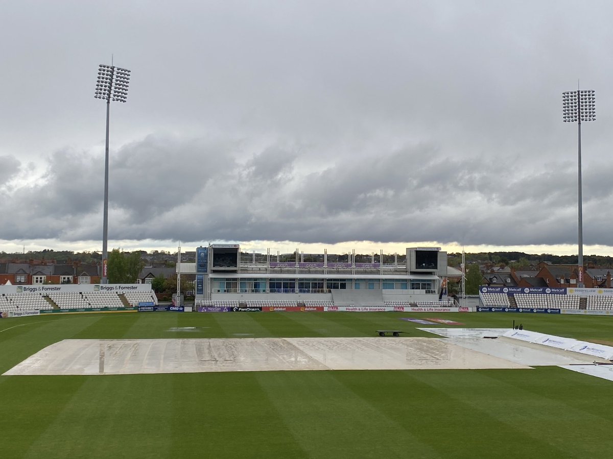 Looking forward to the Bonfire Night party later. It certainly feels like November at Wantage Road. Torrential rain, thunder and lightning on the drive in this morning. Day 4 between ⁦@NorthantsCCC⁩ and ⁦@Middlesex_CCC⁩ with me and ⁦@KevinHandSport⁩ #bbccricket