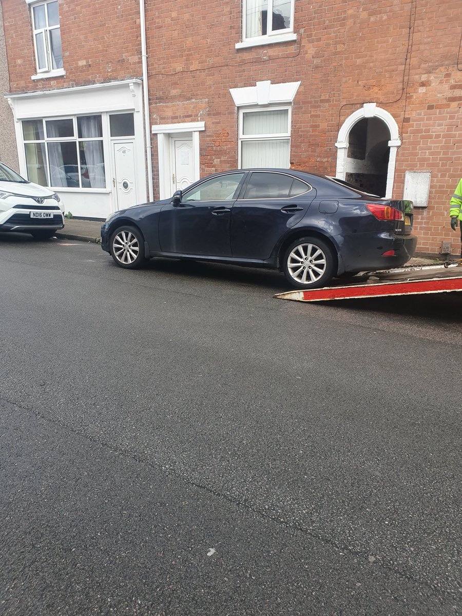 Start of a new week and responding to a call from a resident, neighbourhood officers have recovered a car from Craven Street in Earlsdon. Car hadn't been taxed since November. Also didn't have an mot or insurance. #CanleyNpt #coventrypolice #notaxnocar