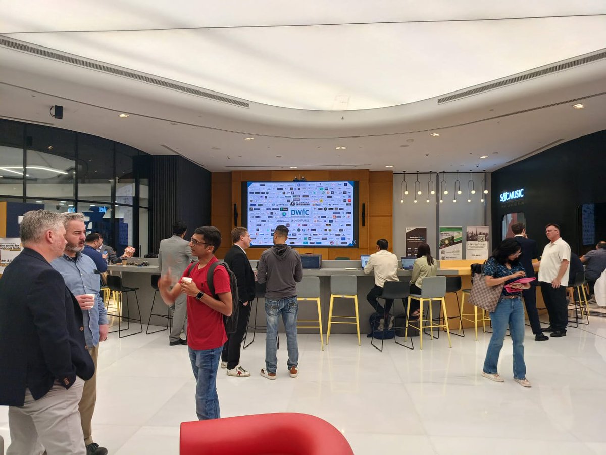 TaleWallet's tweet photo. Starting our second day with Decentralised Web3 Investment Conclave at @InnovHubDIFC
@DWIC2024 @FlingsCrypbv
#token2049dubai
#DWIC #DWIC2024 #Web3Community https://t.co/1cAFxttW7q