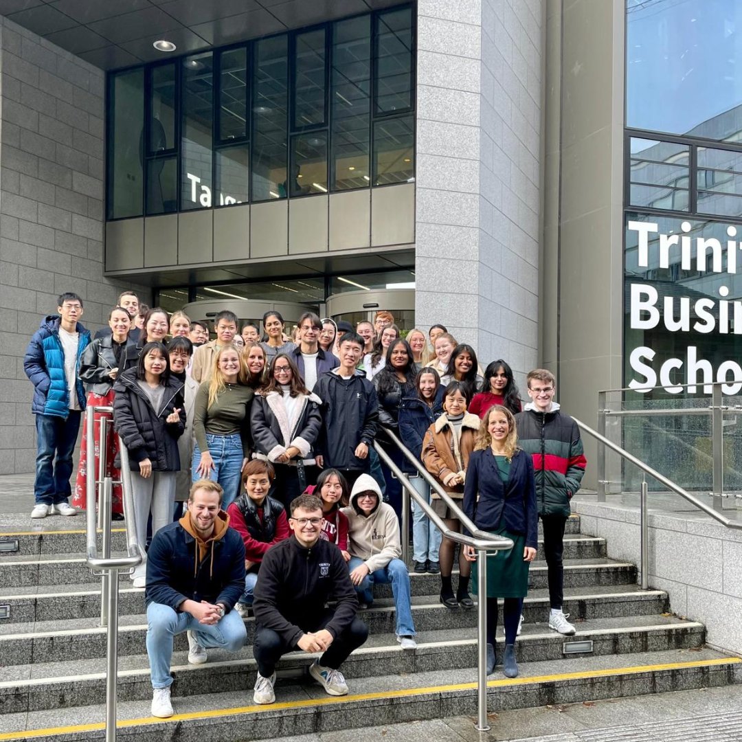 TCDBusiness's tweet photo. Amy Lynch (#MSc #HumanResource Management) feels "very grateful for the memories and lessons learned as I begin the next chapter of my journey, empowered and inspired by my time at Trinity." β¨ π
#TransformingBusiness #TrinityThroughYourLens #Dublin @tcddublin @tcdglobal https://t.co/ebiFV5C5ip