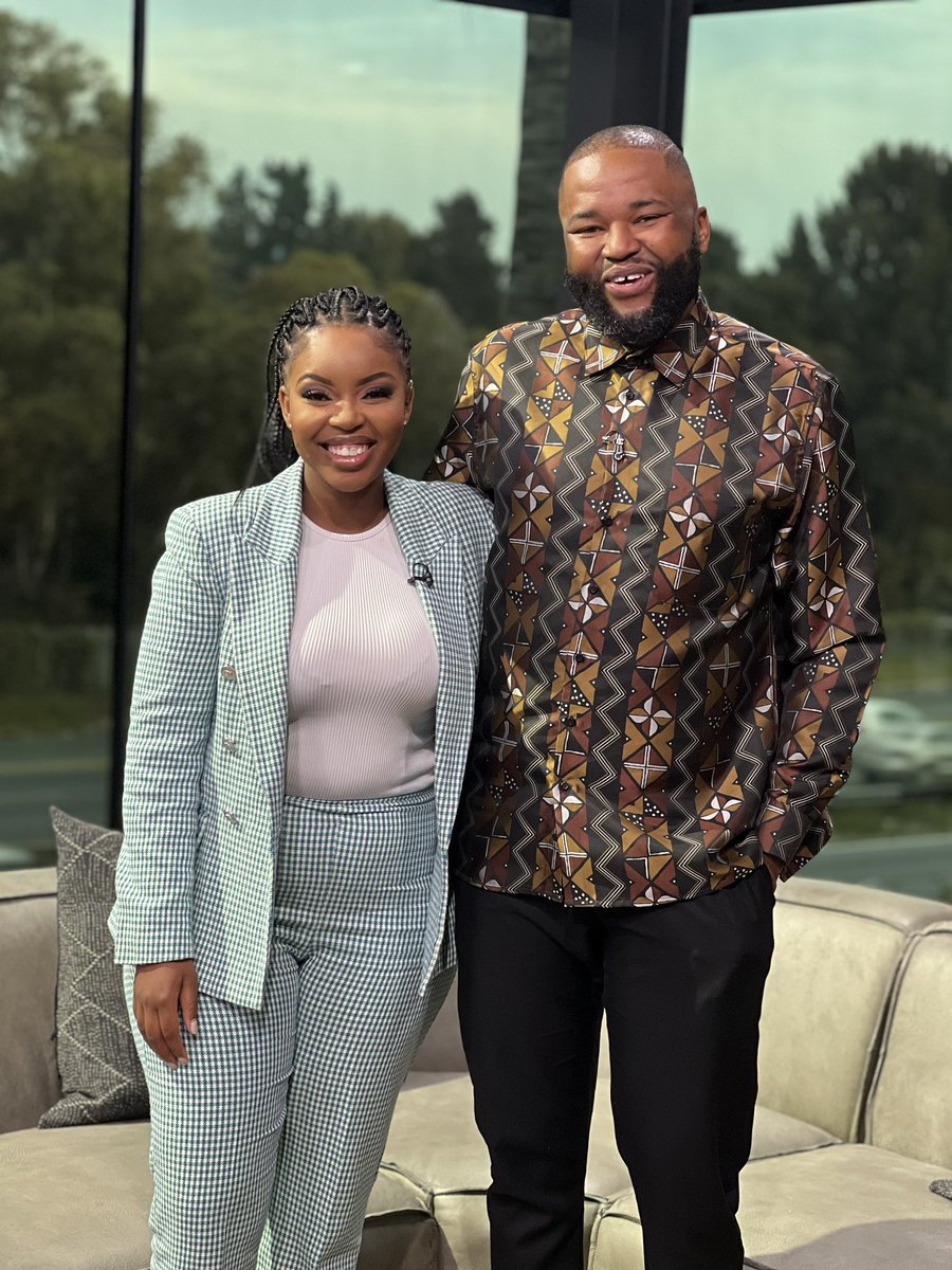 EMMANUELBONOKO's tweet photo. An exquisite interview with @BolelePolisa on @MorningShowSA ! I Her clarity made it easy. Insightful &amp; honest, shedding light on struggles. Grateful for the platform. Special thanks to Bolele, @LeHong , &amp; Vuyo for the inspiring environment. https://t.co/woRaQ69CkB