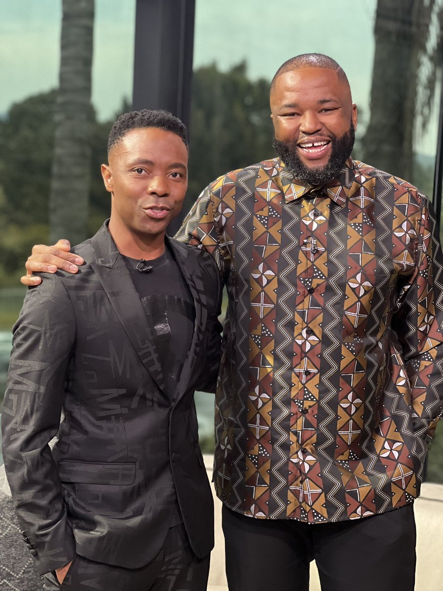 EMMANUELBONOKO's tweet photo. An exquisite interview with @BolelePolisa on @MorningShowSA ! I Her clarity made it easy. Insightful &amp; honest, shedding light on struggles. Grateful for the platform. Special thanks to Bolele, @LeHong , &amp; Vuyo for the inspiring environment. https://t.co/woRaQ69CkB
