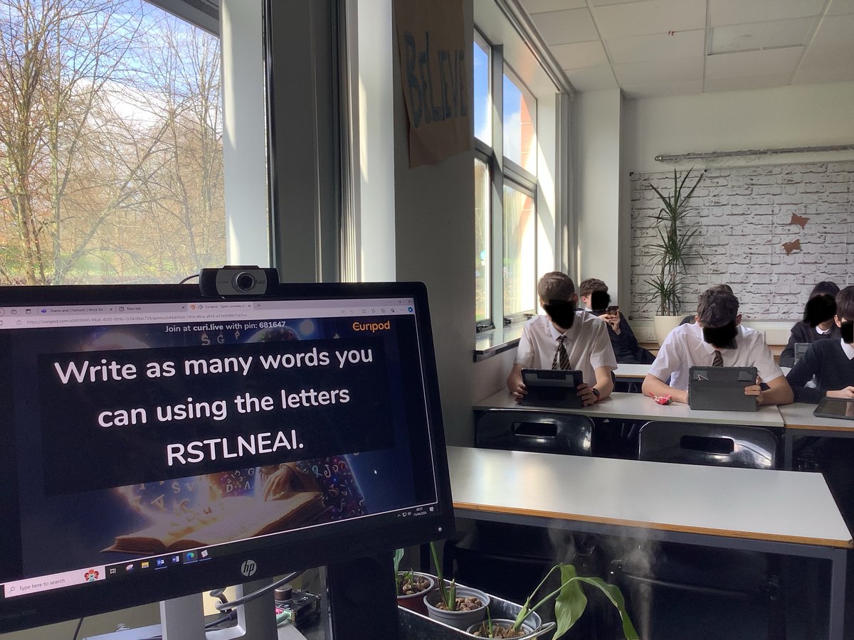First lesson of the summer term and we are starting with the Word Wizard generator from @curipodofficial. You could feel the concentration! A nice way to ease us into the summer term #edtech #AIineducation