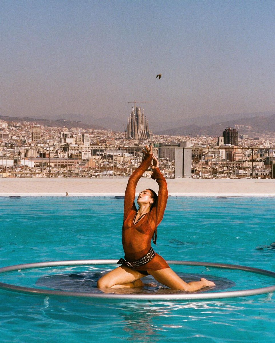 DUALIPA's tweet photo. some bts of Illusion mv 🌀 ~ what's your fave part? https://t.co/fQa8Xg1L0r