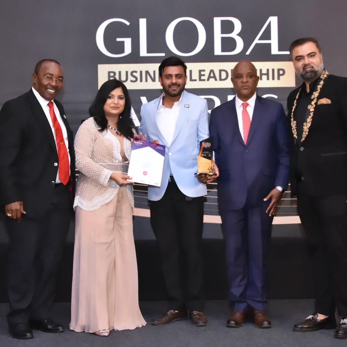 designistic's tweet photo. Feeling so grateful for being acknowledged by AACCI as the fastest-growing company in IT &amp; ITES! 🎉 Big thanks to the @asianafricanchamber team for this incredible recognition. 

#ThankYouAACCI #IT&amp;ITES #Recognition #creativity #customized #digitalindia #digitalmarketing https://t.co/sW3H3Bedyb