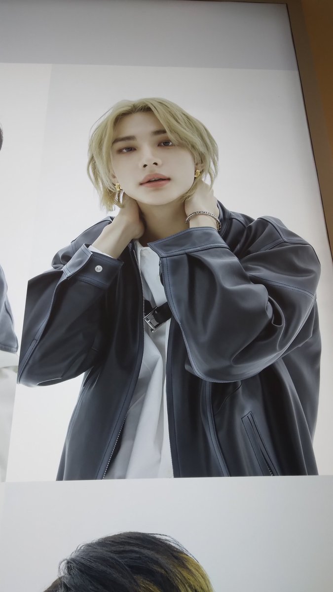 #SLBS #SLBSStudio #StrayKids #SKZOO #SKZ #Youmakestraykidsstay #스트레이키즈 #스키즈 #스키주 #samsung #galaxy #ExpressImpressSLBS #SamsungExperienceStore #SLBSinJakarta