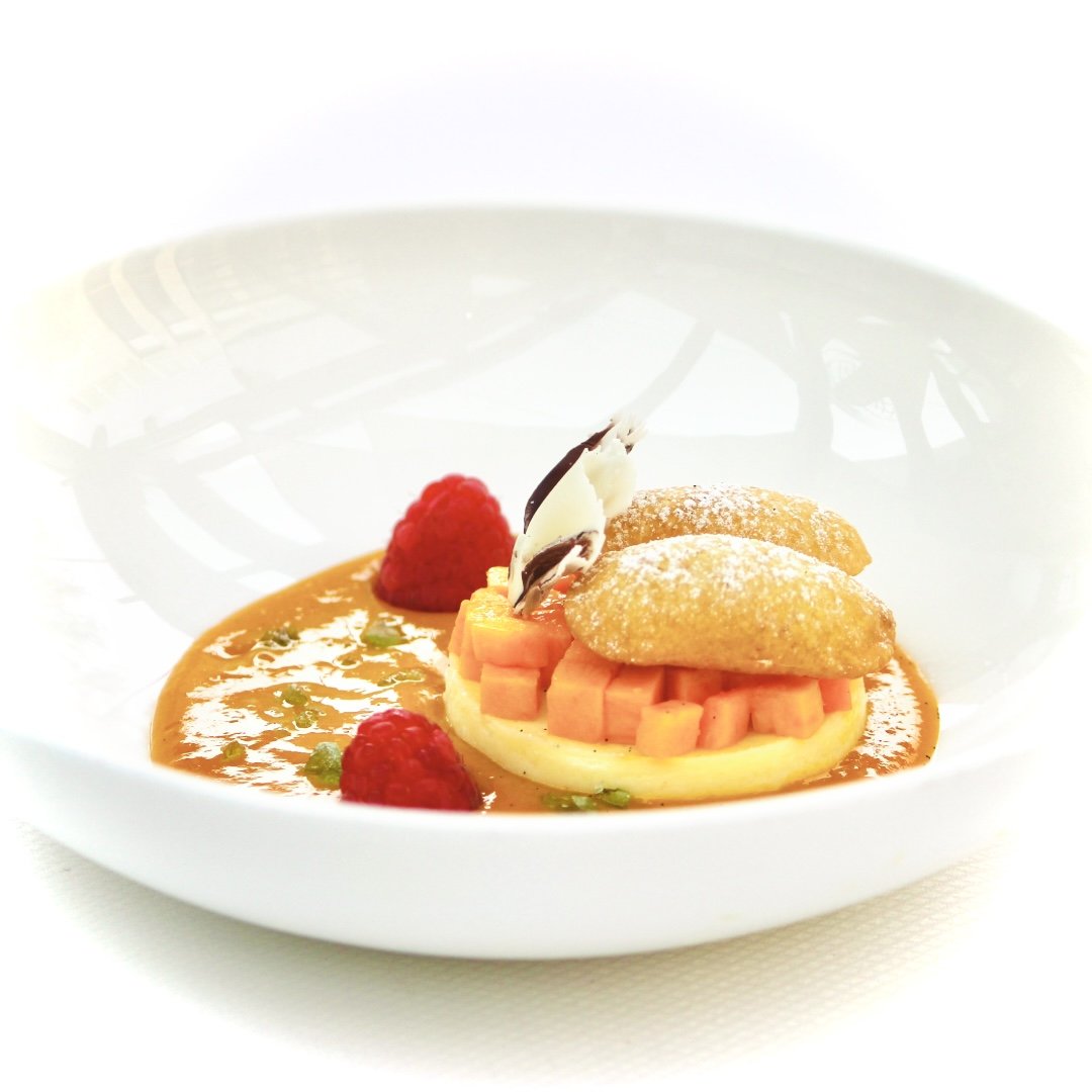 Indian_Accent's tweet photo. celebrate the essence of summer with our aamras puri cheesecake—a tribute to India's cherished mango season. <3
#Inventiveindian #IndianAccent https://t.co/jb3PWn6sJ5