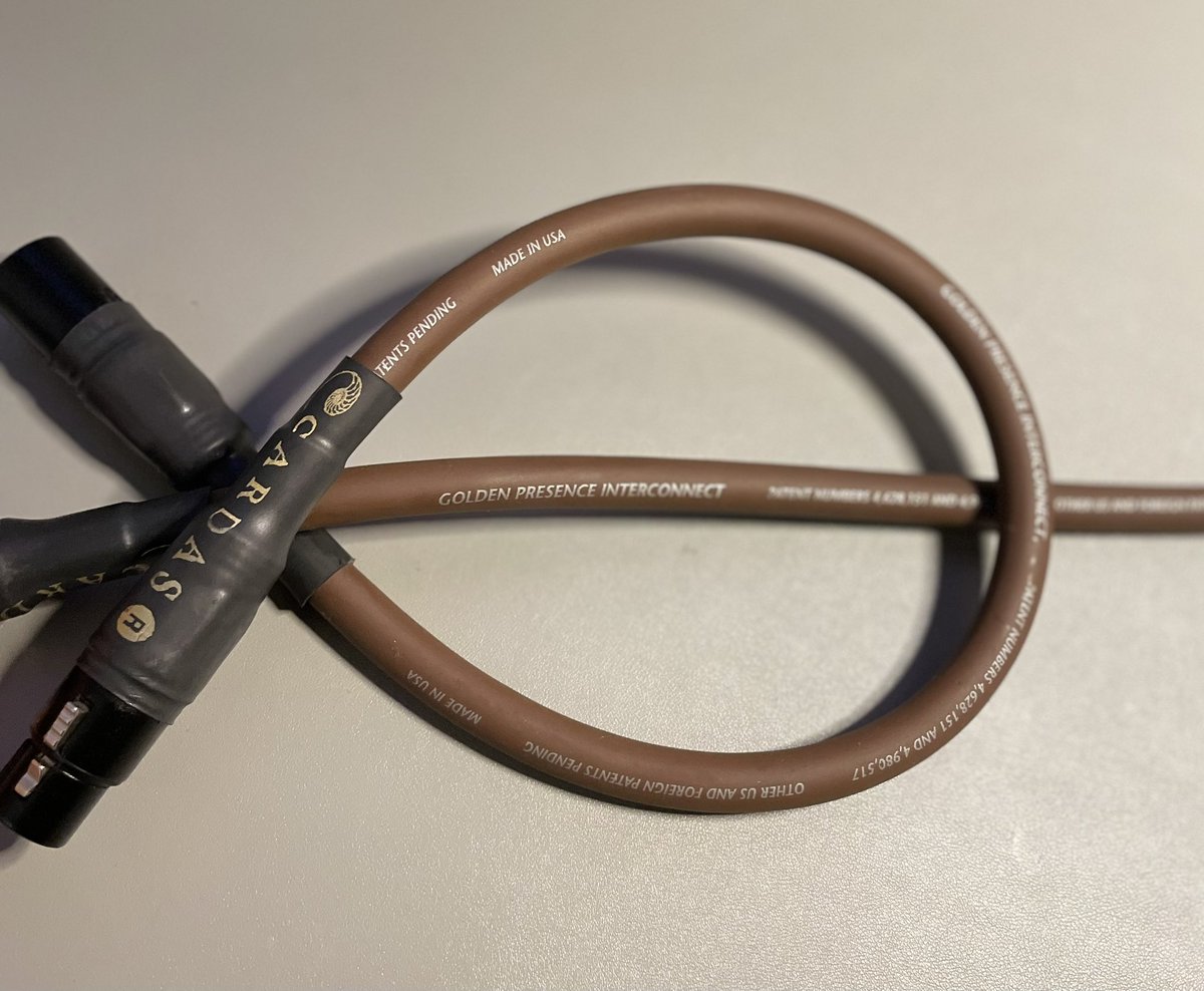 eumgamteong2's tweet photo. New intercable
Cardas Golden Presecne 

Traditional Copper Cable 
#Cardas https://t.co/LB6mL7lISY