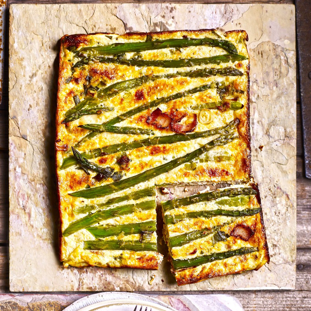 Get inspired this #asparagus season with our easy, vibrant #recipes spr.ly/6019w2HdP