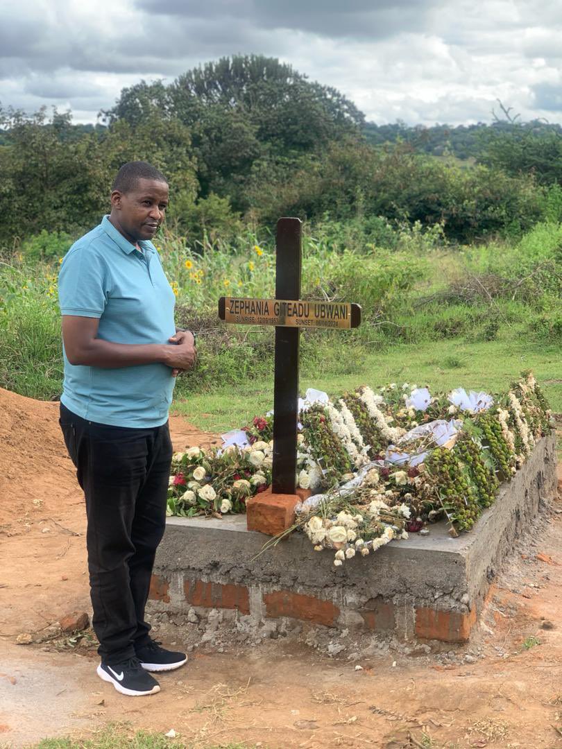tatooffice's tweet photo. The TATO delegation, led by CEO Mr. Sirili Akko, paid their last respects to esteemed journalist Zephania Ubwani at his final resting place in Simbay, Hanang. #RIPZephaniaUbwani #Journalism #TATO" https://t.co/aoU8pOj0W6