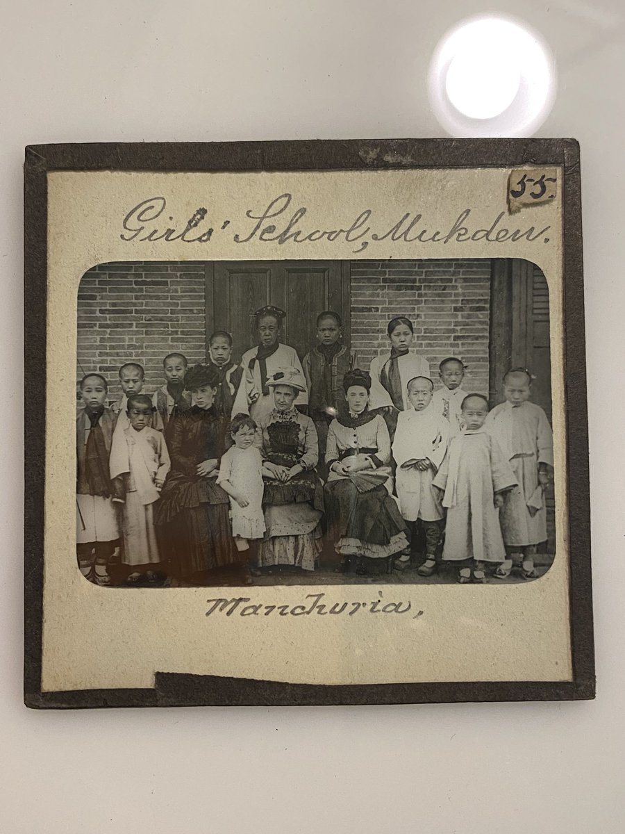 This week, curator @iYi_iris (丘靜雯 FRSA FHEA) will be chatting with Dr @poisonchallis (FRHS) about: - Missionaries in China - their role in the campaigning against the opium trade - the ambivalent view of the Church of England and eyewitnesses to it. Book your ticket & join