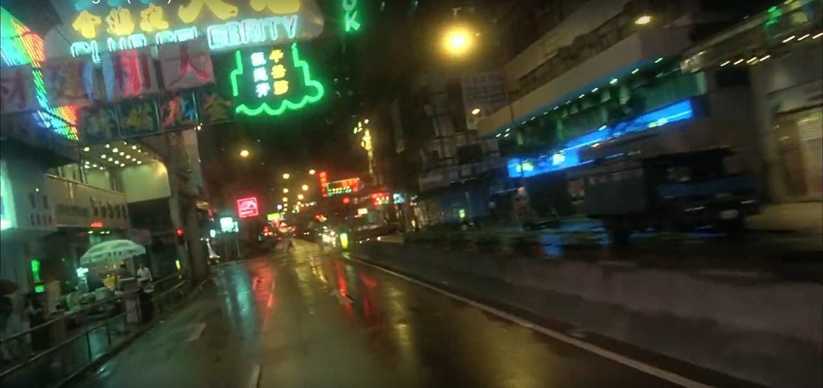 TheCinesthetic's tweet photo. fallen angels (1995), dir. wong kar-wai https://t.co/AdMX1QtFxY