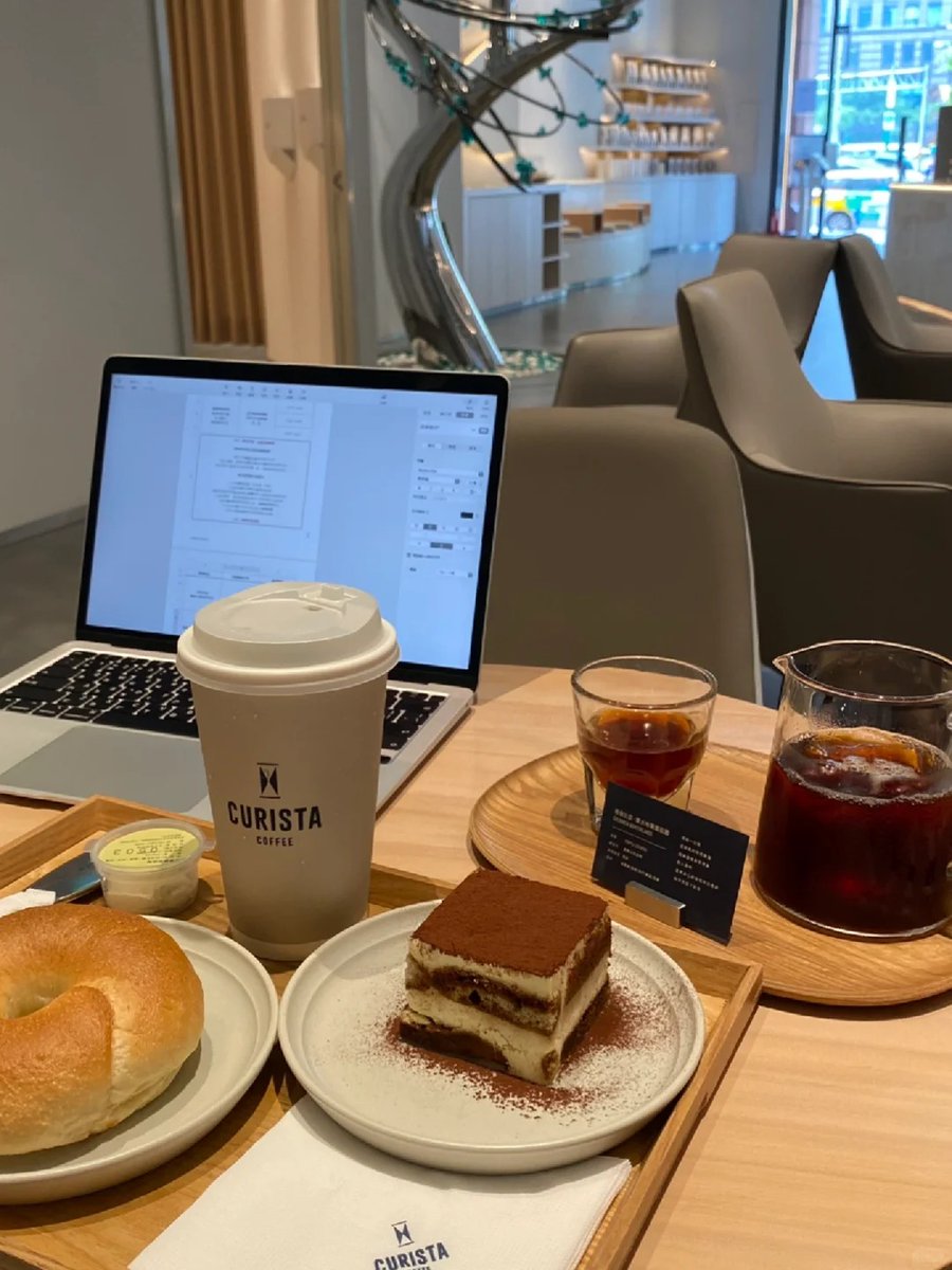 jessicalou98's tweet photo. Sweet Tea Story🍓➕🍰🟰☕️ https://t.co/d3LCZEfs01