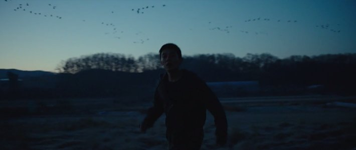 TheCinesthetic's tweet photo. burning (2018) dir. lee chang-dong https://t.co/staVh5LYsC