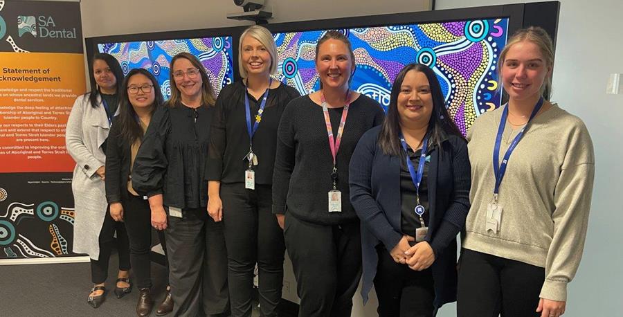 Catch up on the latest news with the CALHN Aboriginal Community Newsletter. Read more here 👉 loom.ly/2Vrw860 Subscribe for future editions 👉 loom.ly/zWPA4ts #Adelaide #Aboriginal #Community #News #Healthcare #ClosetheGap