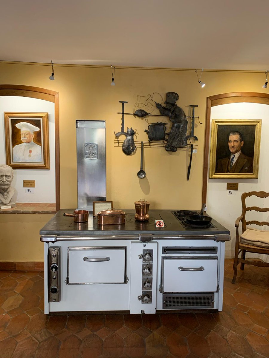 [patrimonio ] Il Musee Escoffier dell’arte culinaria a Villeneuve-Loubet in Costa Azzurra . La casa Natale del grande chef 🧑‍🍳 tra Antibes e Nizza #ExploreFrance @VilleneuvLoubet @VisitCotedazur