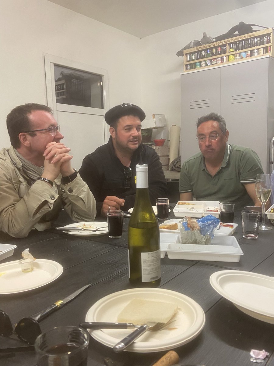 TonioVermeulen's tweet photo. Repas de chasse de La Jaudonniere https://t.co/60YTCdoPAn