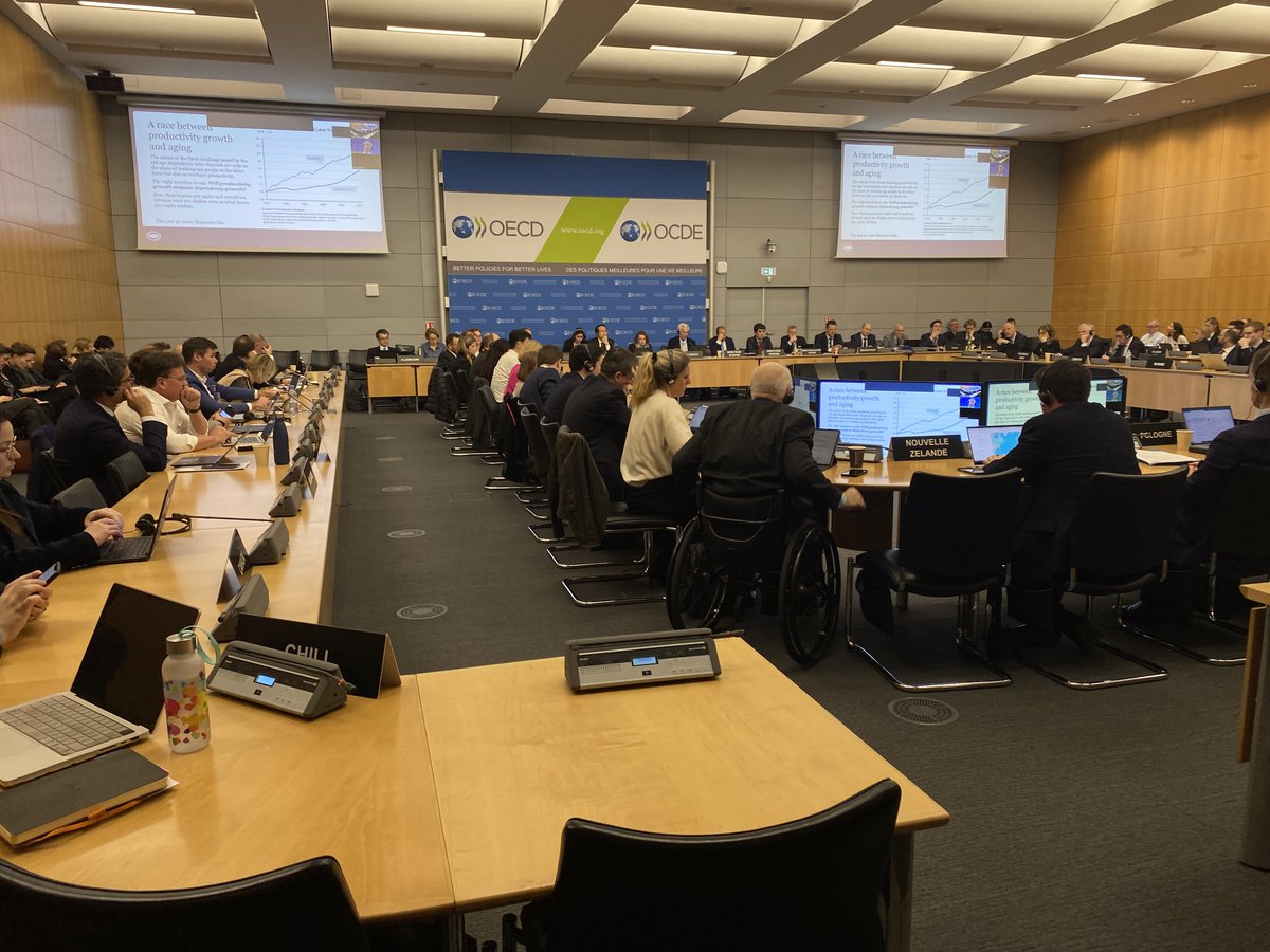 Chile OECD tweet media