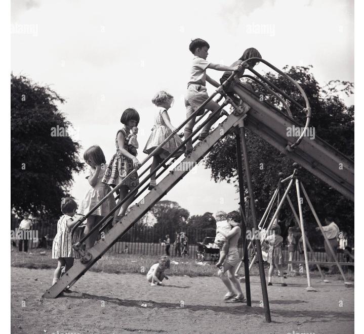 emmacculate's tweet photo. Children's history in 1950 🙂☺️
Where are you then? 🤔
#savehistory #afrospace #History https://t.co/2rlLDyNSrm