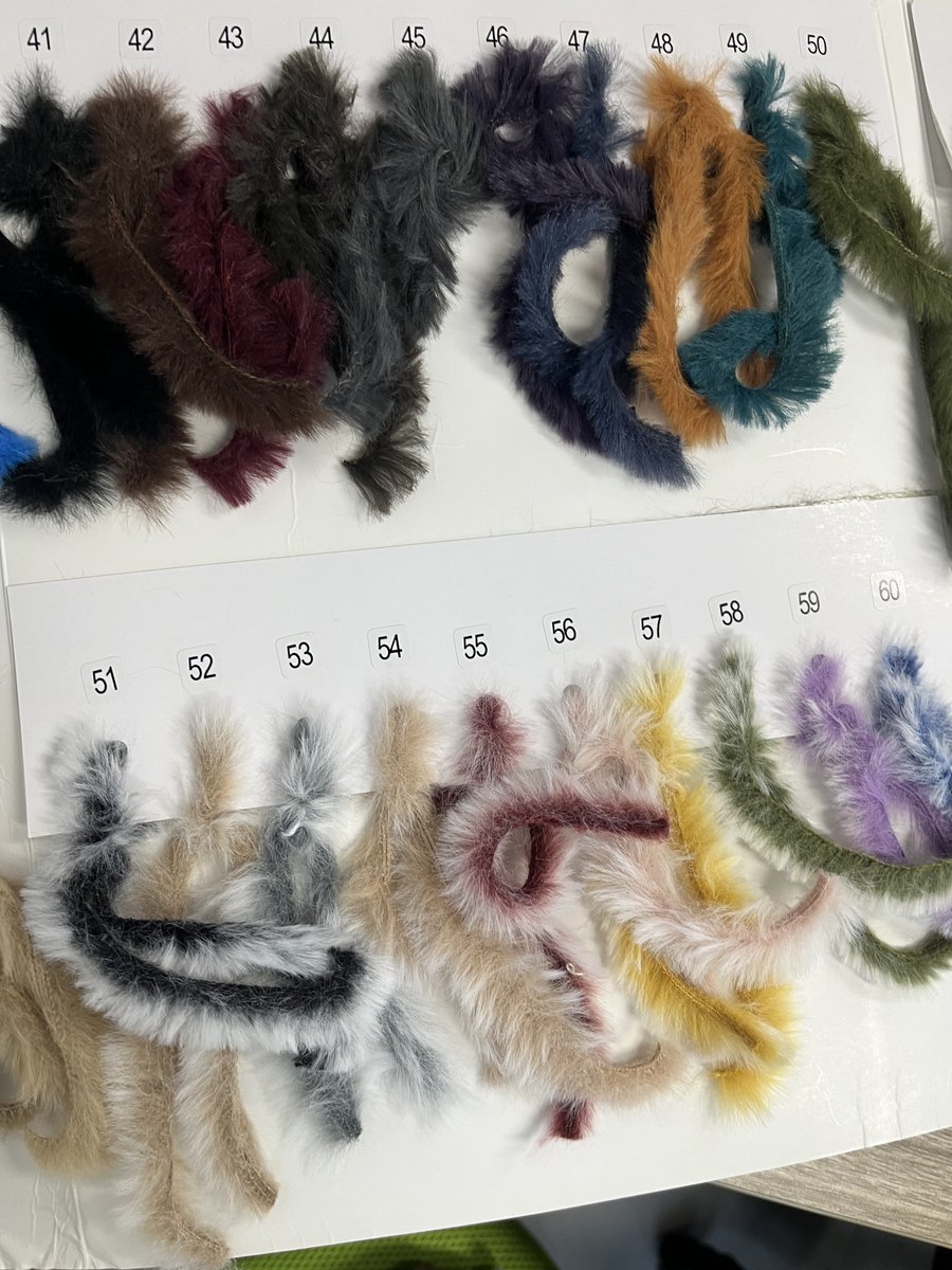 lnushxin1's tweet image. We are excited to introduce our collection of high-quality fur yarns! Our color card showcases an array of beautiful shades, and we also offer customized color options to meet your specific needs. 
#FurYarn #ColorCard #CustomizedColors #WholesaleSuppliers #QualityProducts