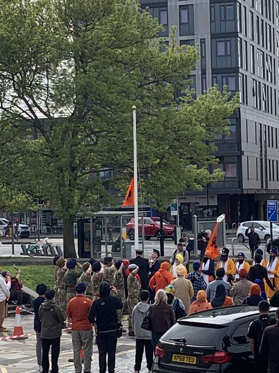 stmarysfire54 (@stmarysfire54) on Twitter photo Amazing Sunday, the team supported one of our local Mosques Eid celebrations while others joined in with the Vaisakhi celebrations. It’s lovely to be invited to such key community activities so we can meet people, spread our safety messages and learn. <a href="/HantsIOW_fire/">Hampshire & Isle of Wight Fire & Rescue Service</a> Amazing Sunday, the team supported one of our local Mosques Eid celebrations while others joined in with the Vaisakhi celebrations. It’s lovely to be invited to such key community activities so we can meet people, spread our safety messages and learn. <a href="/HantsIOW_fire/">Hampshire & Isle of Wight Fire & Rescue Service</a>