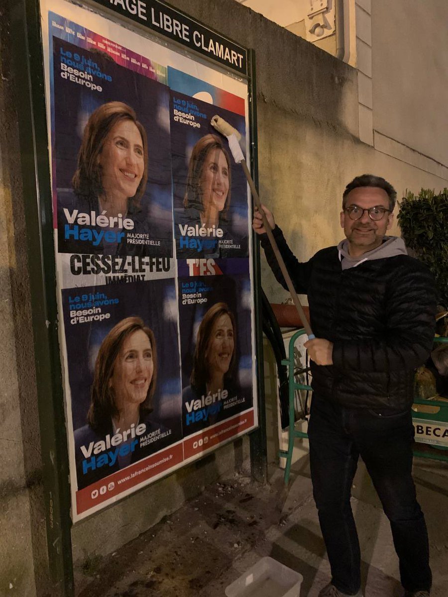 re_clamart's tweet photo. 🇪🇺🇪🇺🇪🇺🇪🇺🇪🇺🇪🇺🇪🇺🇪🇺🇪🇺🇪🇺
Nous étions sur le terrain hier soir pour mettre l’#Europe au cœur de #Clamart. 

Dans le contexte actuel, nous avons plus que jamais @BesoindEurope. 

Nous mettrons toute notre énergie pour faire gagner @ValerieHayer et nos valeurs européennes le #9Juin. https://t.co/2Dt9fCWGwP