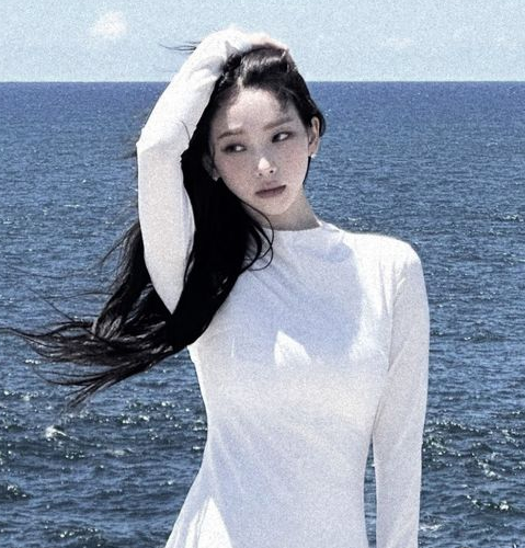 AboutMusicYT's tweet photo. aespa's Karina in 'My World', 2023. https://t.co/5tEy4u67Xa