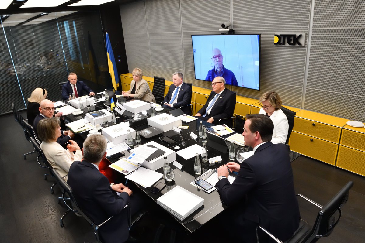 Maxim Timchenko (@timchenkomaxim) on Twitter photo Our new <a href="/dtek_en/">DTEK Group</a> Advisory Council, which met for the first time last month, is made up of leading experts from business, economics, sustainability and policymaking: <a href="/anders_aslund/">Anders Ă…slund</a>, Victoria Cochrane, @PascalLAMYPPF, Miriam Maes, <a href="/AmbTrombetta/">AmbTrombetta</a> and Axel Theis.
This group of Our new <a href="/dtek_en/">DTEK Group</a> Advisory Council, which met for the first time last month, is made up of leading experts from business, economics, sustainability and policymaking: <a href="/anders_aslund/">Anders Ă…slund</a>, Victoria Cochrane, @PascalLAMYPPF, Miriam Maes, <a href="/AmbTrombetta/">AmbTrombetta</a> and Axel Theis.
This group of