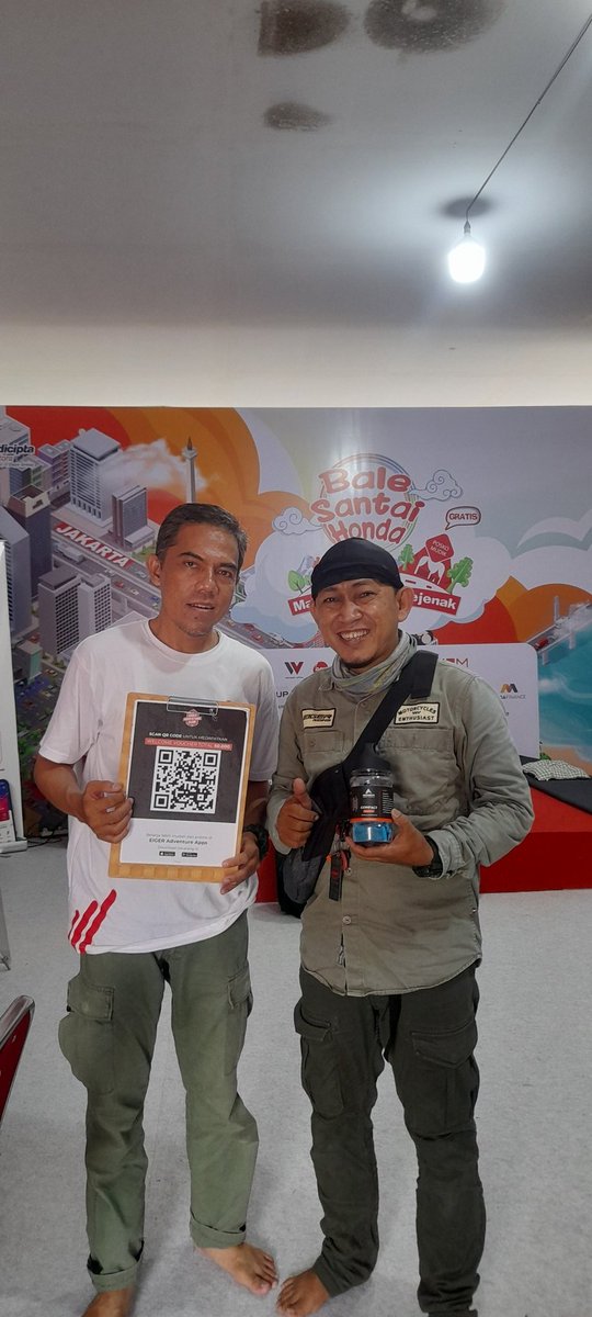 Terimakasih <a href="/alwayshonda/">PT Daya Adicipta Motora</a> yang sudah memberikan layanan mudik berupa Bale Santai Honda (BSH) yang tersebar di jalur mudik,saya pun rest di BSH Pamanukan,Cirebon &amp; Tegal.
Bekasi-Pekalongan pakai Honda Kirana 2003 hanya 60.000/6Ltr Pertalite.
#honda 
#Mudik2024 
#Hondakirana