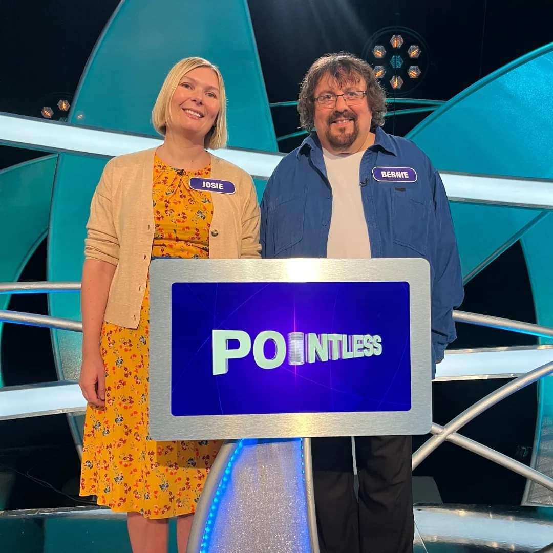 Last year I filmed the @BBCOne quiz Pointless with @BernieWinston9, a nerve-wracking but thrilling experience! Our 1st episode will be going out 16th April at 5.15pm. Will we go out 1st round? The 2nd? Will we make it all the way to the final??? Tune in to find out #pointless