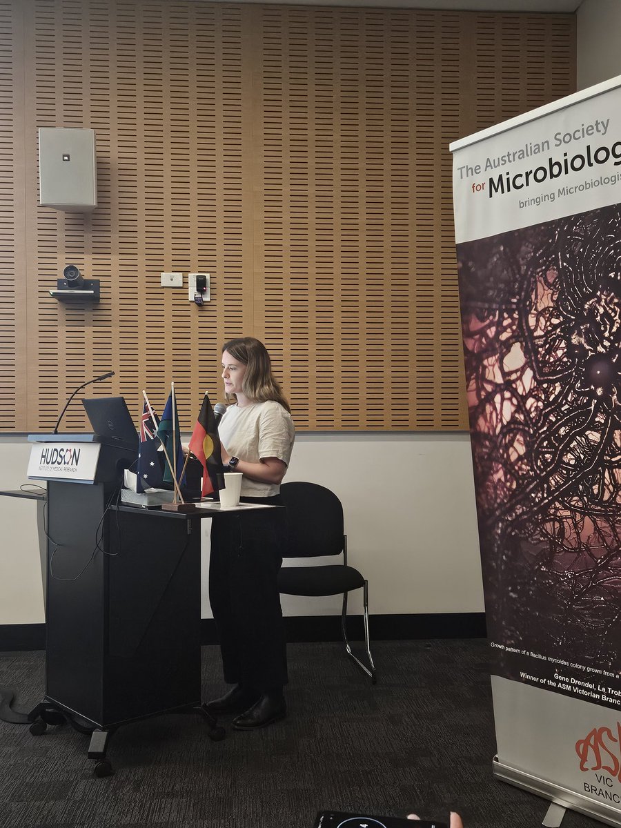 1st up for our ASM ECR travel awards night is @adriannamturner from @TheDohertyInst talking to us about E. feacium and antibiotic resistance