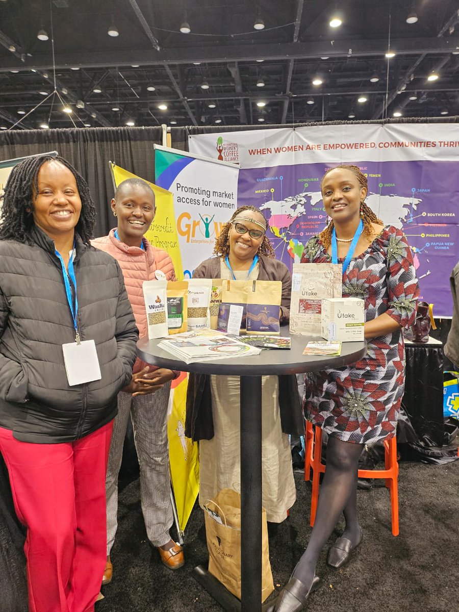 When your sisters hold fort and say your name in rooms you're not in!! Thank you @Mbuchkins @lizmbau Jane Kamau my fellow @AwiciKenya members and @ITCnews Represented 🇰🇪 @SpecialtyCoffee in Chicago! @RevCoffee_Kenya was there!! #BetterTogether #WomeninCoffee