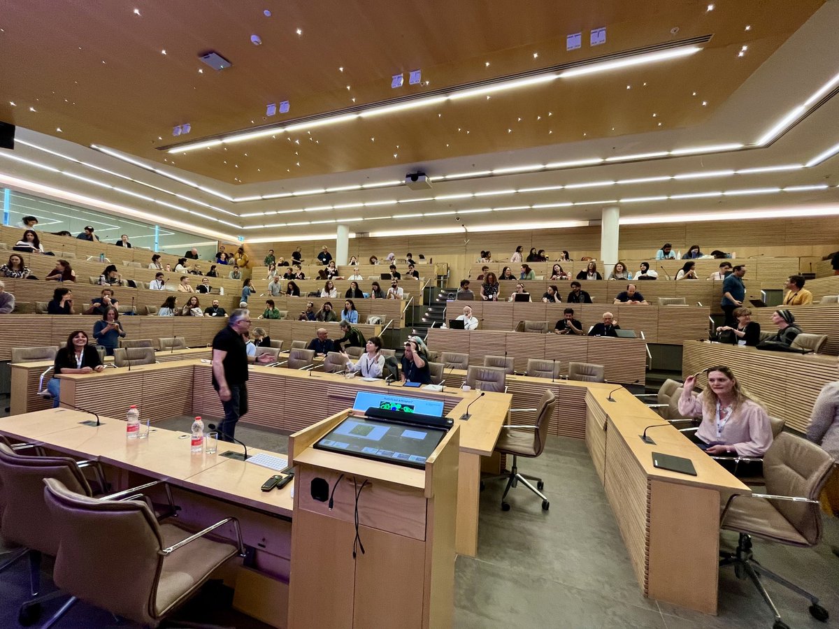 YanivElkouby's tweet photo. 🚀 Not even 300 missiles can stop us!
The incredible #developmental_biology community is Israel is alive and kicking!
Today we celebrate beautiful science, we celebrate life!
🇮🇱🔬🥂✨���🏻 https://t.co/b9wqGwEY9V