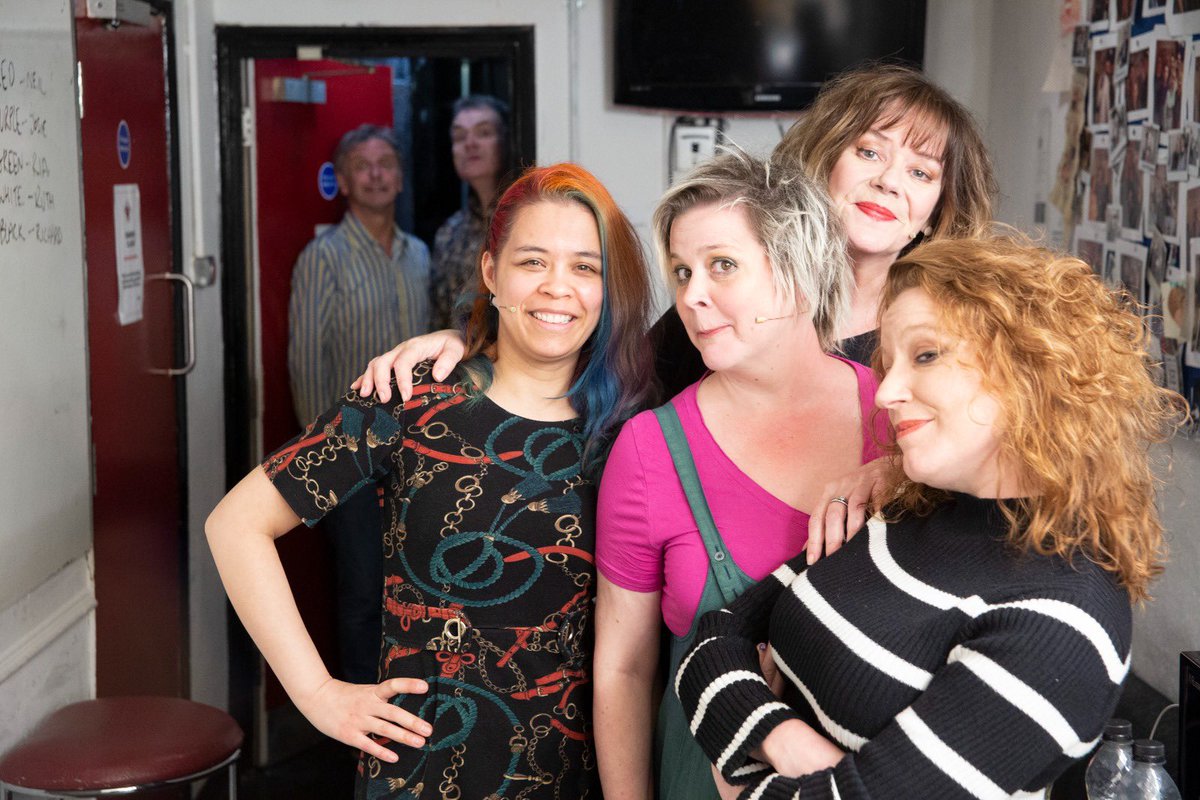 The Comedy Store Players! Ria, Ruth, Josie & Kirsty. ( Photobombing at the back we have Richard & Neil!)