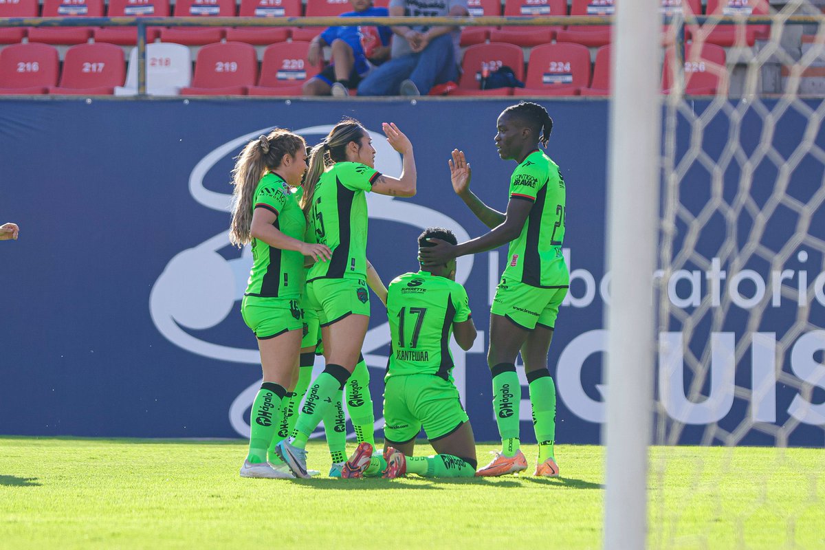 #GhanaiansAbroad🇬🇭
Grace Asantewaa played 85mins and scored the first goal in a 3:0 victory over Atletico de San Luis in the Liga MX Clausura. 

Let’s go Messiah🔥🔥💯 #LIGAMXFemenil #CL2024