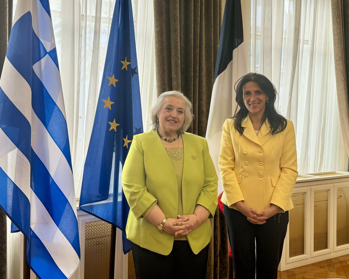 #Grèce | Excellents échanges avec Alexandra Papadopoulou !

Pour ma première visite en 🇬🇷, nous avons pu faire le point sur le rôle de l’#ÉquipeEurope :
• sur les enjeux globaux, 
• pour renouveler nos partenariats en #Afrique 
• et évidemment aux #NationsUnies

ευχαριστώ πολύ