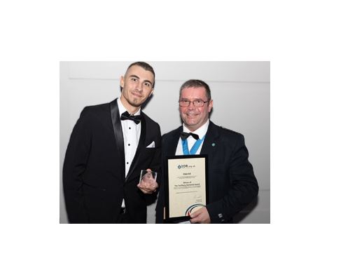 We're so proud Elias Eid from LSBU won a national award research for #LSBUresearch on reducing energy consumption and emissions from the retail sector in Europe. 👏👏👏

Elias is studying for a PhD in General Engineering at @LSBU_ENG

#LSBUawardsuccess

lsbu.ac.uk/about-us/news/…